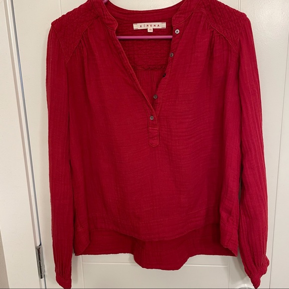 XiRENA Tops - XiRENA Henley Blouse